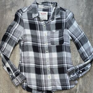 Mossimo Supply Co. Black and White Plaid Women's Button Down Shirt - Size M